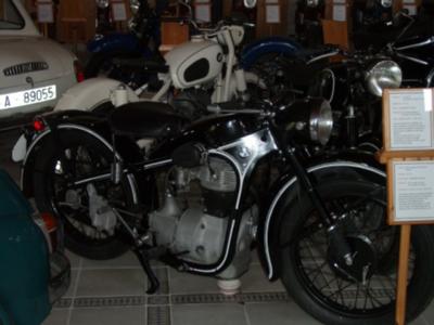 BMW im Motorradmuseum, &copy; www.cbx550.de